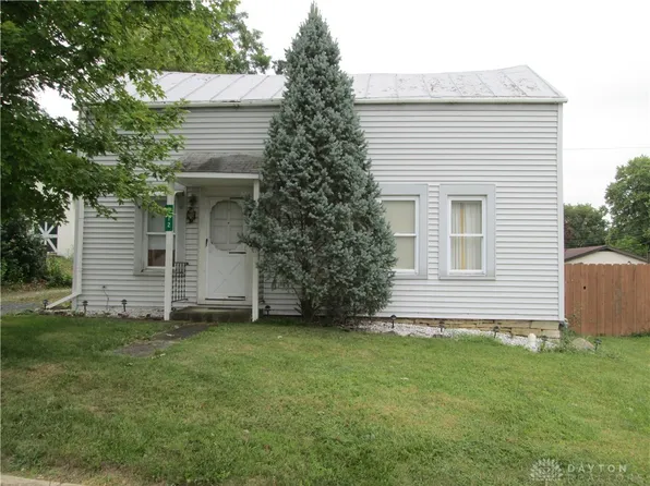 112 E 2nd St, Lewisburg, OH 45338