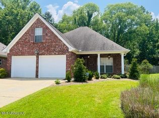 205 E Towne Dr, Brandon, MS 39042