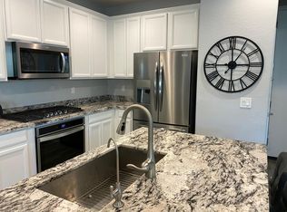 7116 W Post Rd, Chandler, AZ 85226