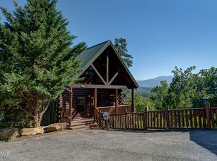 2251 Upper Middle Creek Rd #34, Sevierville, TN 37876