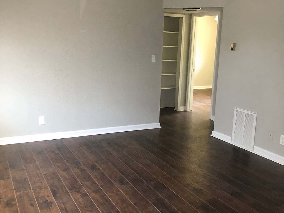 1st image of 1429 N 55th Dr APT B