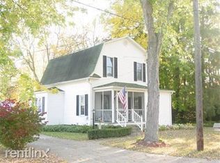 126 James St, Allegan, MI 49010