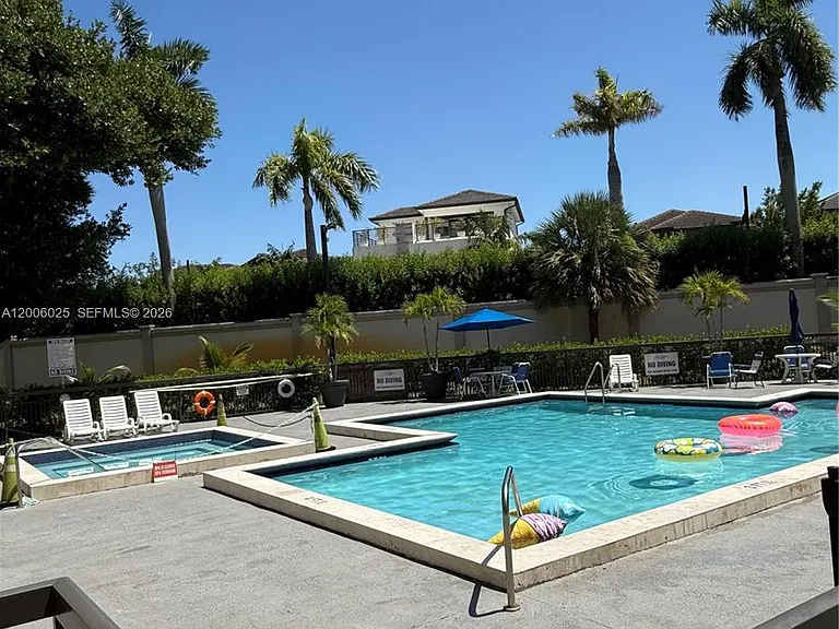 8290 Lake Dr #108 — Photo 59