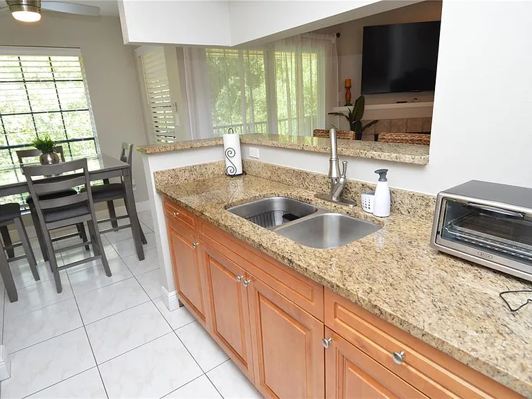8752 Mallard Reserve Dr #203 — Photo 12