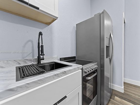 4th image of 27869 SW 133rd Ave #1