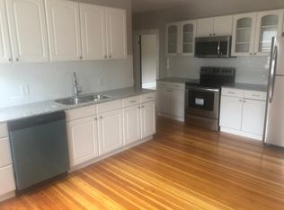 66 Woodlawn St #1, West Hartford, CT 06110