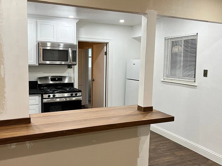 1465 Vermont St #1 — Photo 5