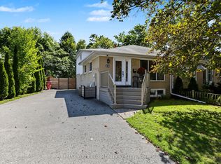 33 McDonald Dr, Aurora, ON L4G2T4