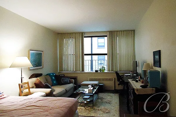 Sold by Bellmarc Realty | media 14