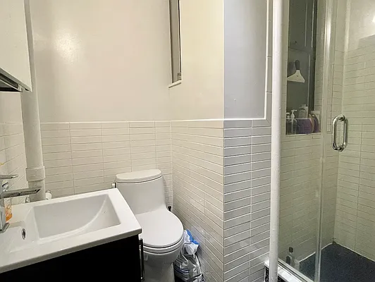 Rented by Avenues Real Estate | media 13