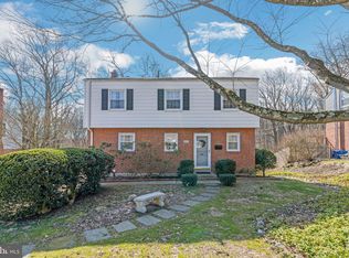 8412 Chippewa Rd, Philadelphia, PA 19128