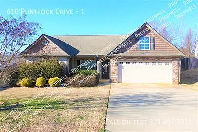 3 bed, 1552 sqft, $1,650 — Photo 1