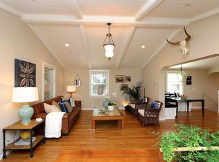 10 Pleasant Ln, San Rafael, CA 94901