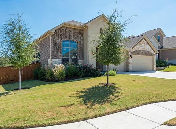 2nd image of 2317 Lookout Knoll Dr