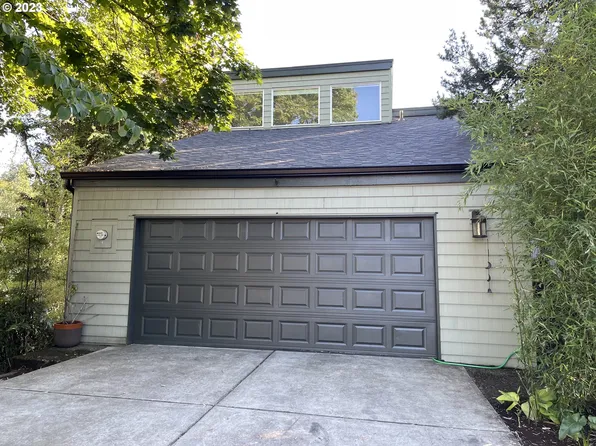 11637 SE Flavel St, Portland, OR 97266