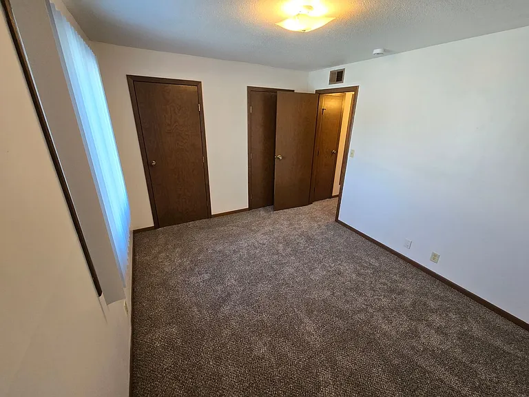 2108 N Cotner Blvd — Photo 8