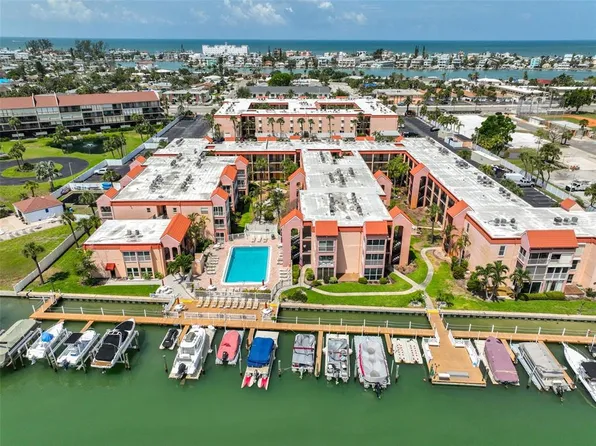 8911 Blind Pass Rd APT 306, Saint Pete Beach, FL 33706