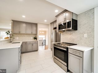 8359 Orange Ct, Alexandria, VA