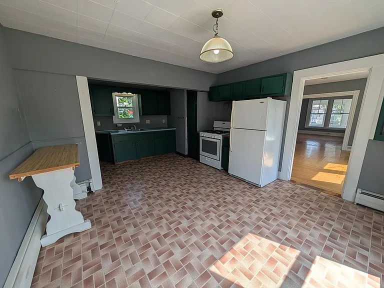 59 Oak St — Photo 14