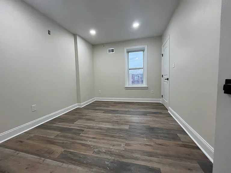 1401 S Broad St #B — Photo 20