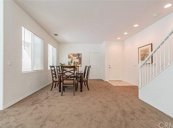 4th image of 822 Christian Ct