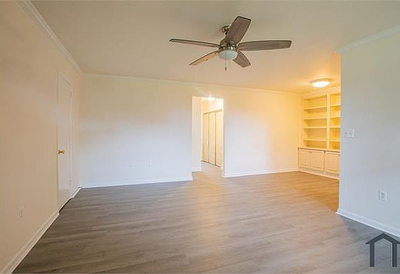 5th image of 145 Talbott St #145