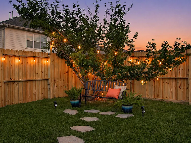 7211 Crescent Mills Dr — Photo 42