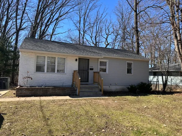 1326 Pontiac St, Akron, OH 44307