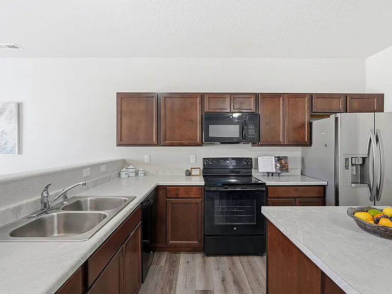 7375 Forest Meadows Ave — Photo 34