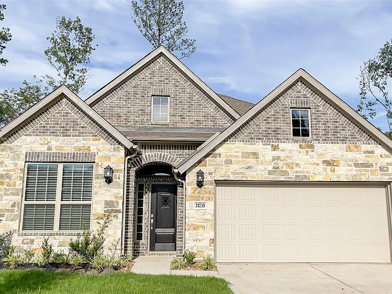 21735 N Enchanted Rock Dr — Photo 1