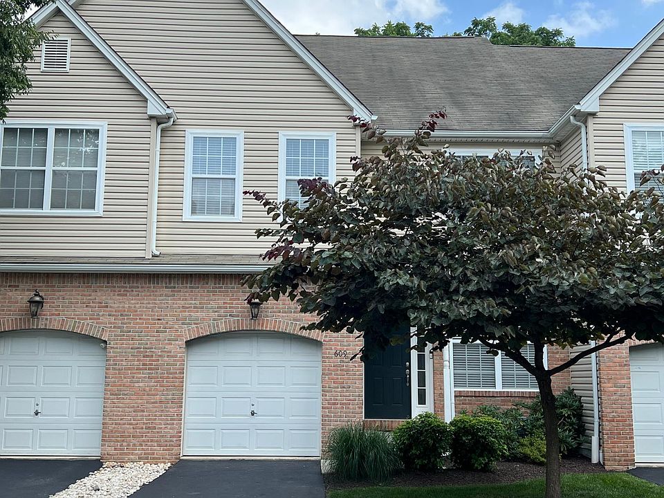 1st image of 609 Freedom Way