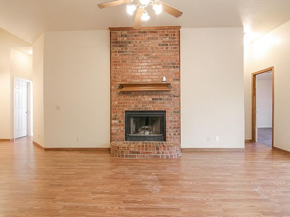 4th image of 1012 N Blackwelder Ave