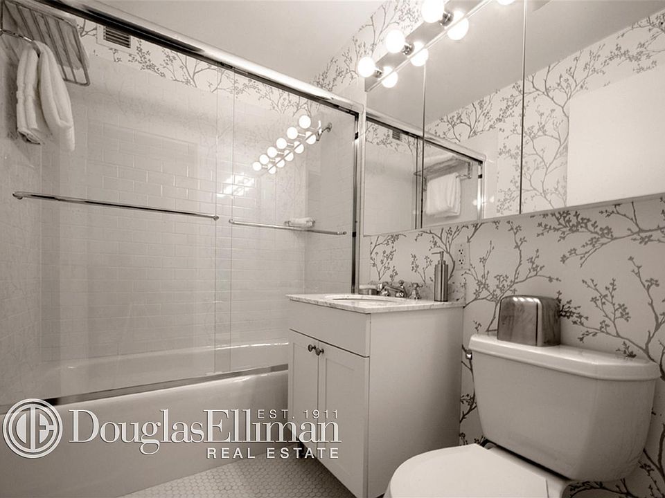 1st image of 2 Gold St APT 3512