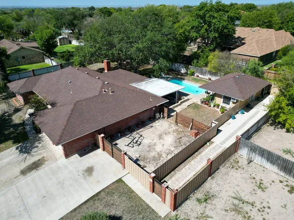 212 Echo Valley Dr, Del Rio, TX 78840