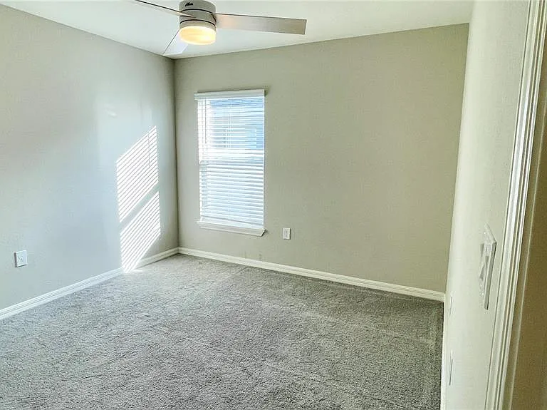 1387 Mountain Flower Ln — Photo 5