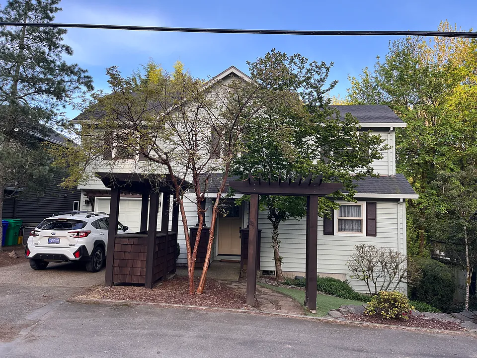 243 S Palatine Hill Rd