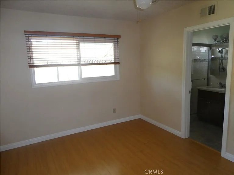 8208 Kentland Ave — Photo 7