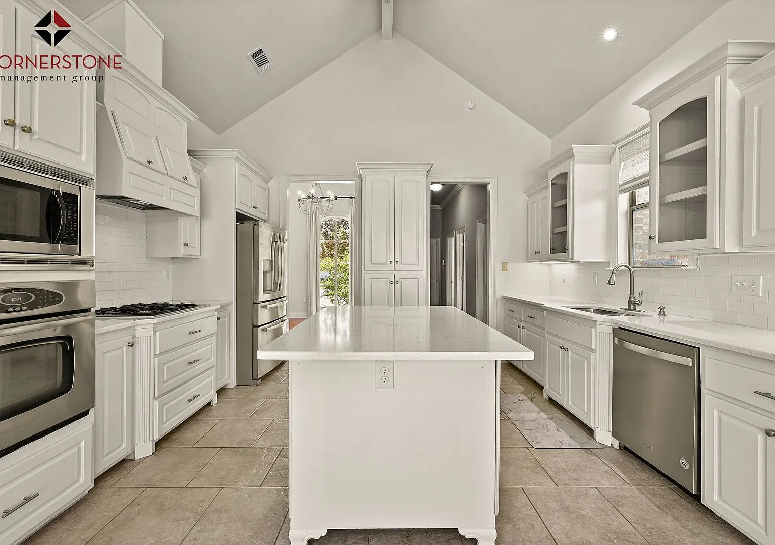 Located Off Of Airline By Industriplex! 4 Bedroom, 3 Bathroom! — Photo 1