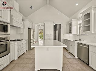 8564 Grand View Dr, Baton Rouge, LA 70809