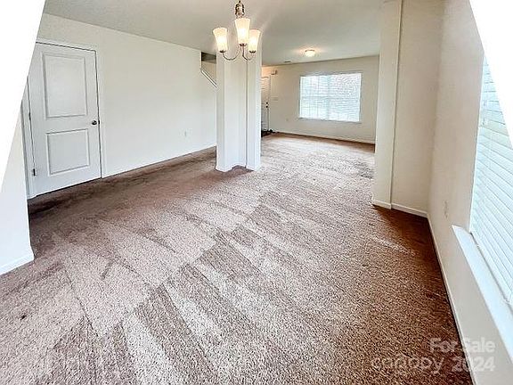 4th image of 3800 Hope Marian St