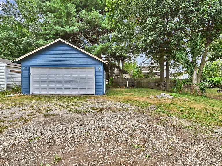 1584 Hampton Rd — Photo 7