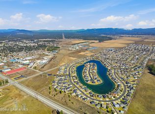 13421 N Shimmering Ct, Rathdrum, ID 83858