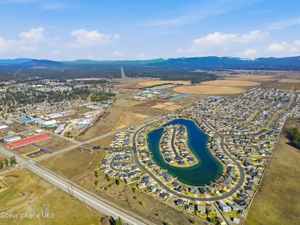 13421 N Shimmering Ct, Rathdrum, ID 83858