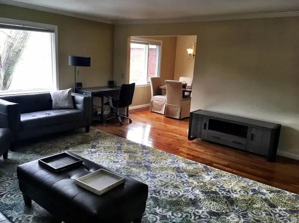 1 Colt Rd APT 12, Pittsfield, MA 01201
