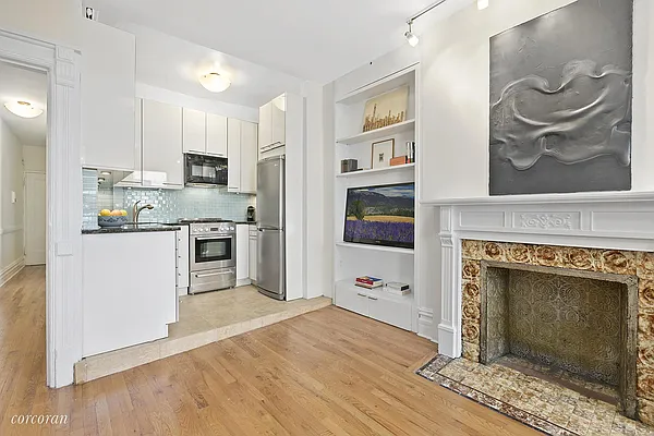 Sold by Corcoran | media 16