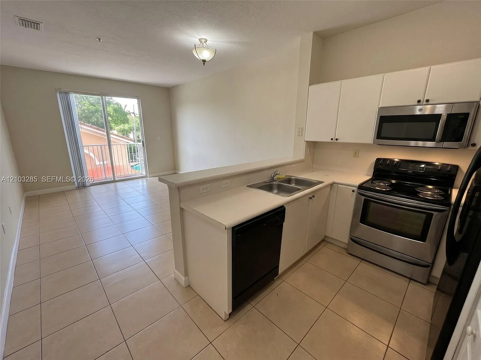 Shoma Homes At Country Cl — Photo 4