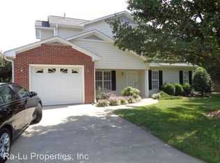 7520 Riverside Ct, Clemmons, NC 27012