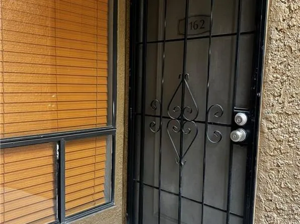 3151 Soaring Gulls Dr, Las Vegas, NV 89128