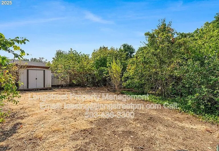 2915 NE Fremont Dr — Photo 4