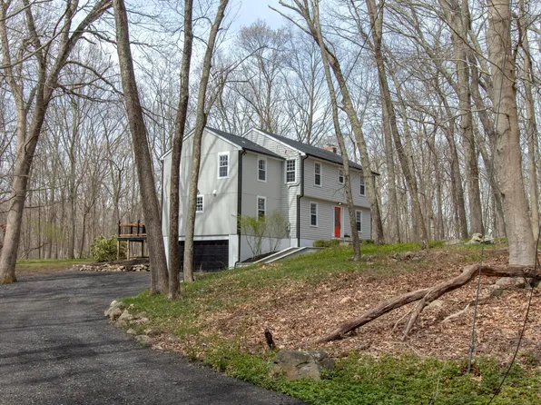 37 Squires Road, Madison, CT 06443